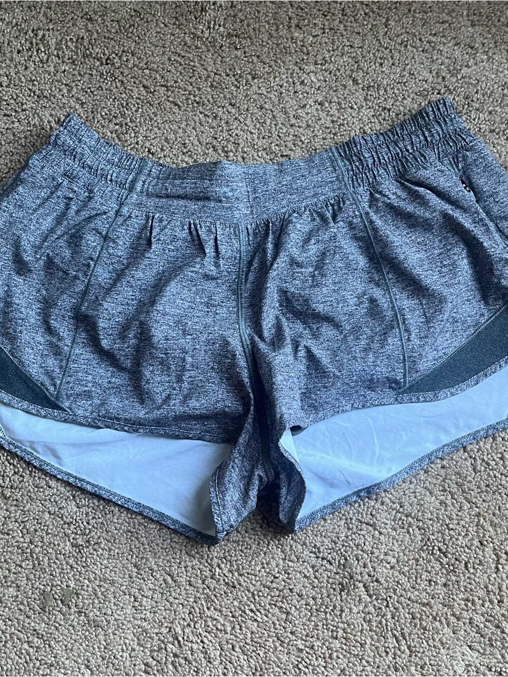 Lululemon Hotty hot shorts 2.5